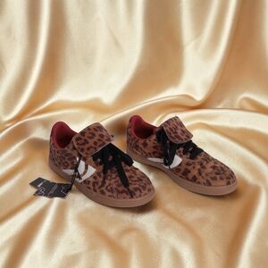 MADDEN NYC LEOPARD PRINT SNEAKERS SIZE 6 NWT